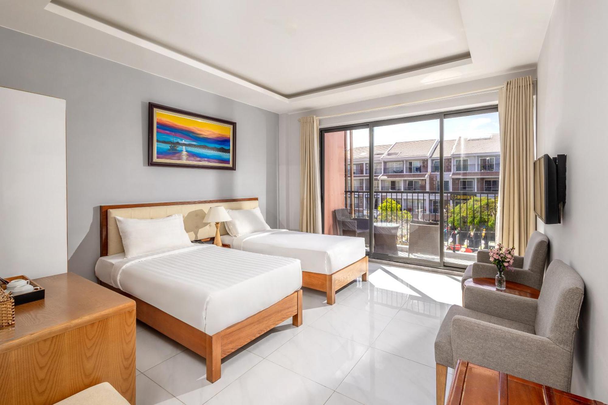 Amon Hotel 두옹 동 외부 사진