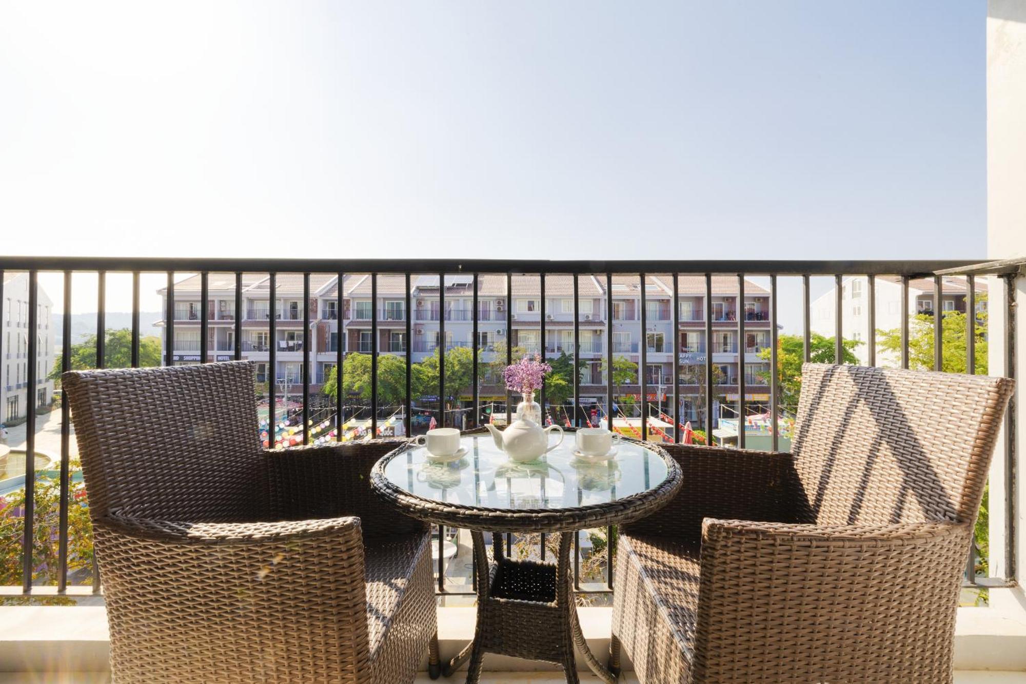 Amon Hotel 두옹 동 외부 사진