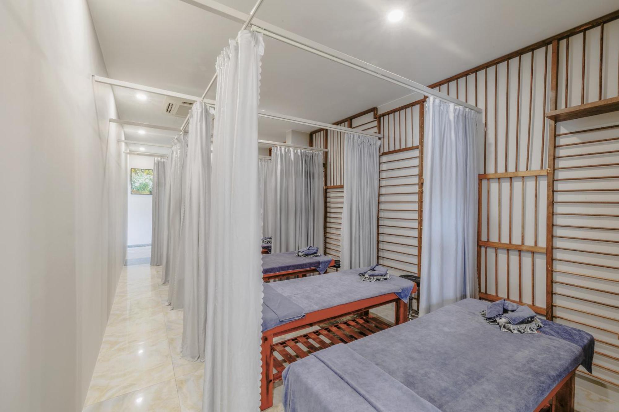 Amon Hotel 두옹 동 외부 사진